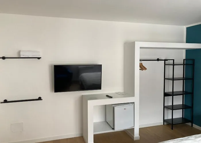 Casa Di Mirea לינה וארוחת בוקר 4*