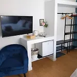 Casa Di Mirea Градо