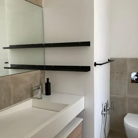 Alojamento de Acomodação e Pequeno-almoço Casa Di Mirea 4*